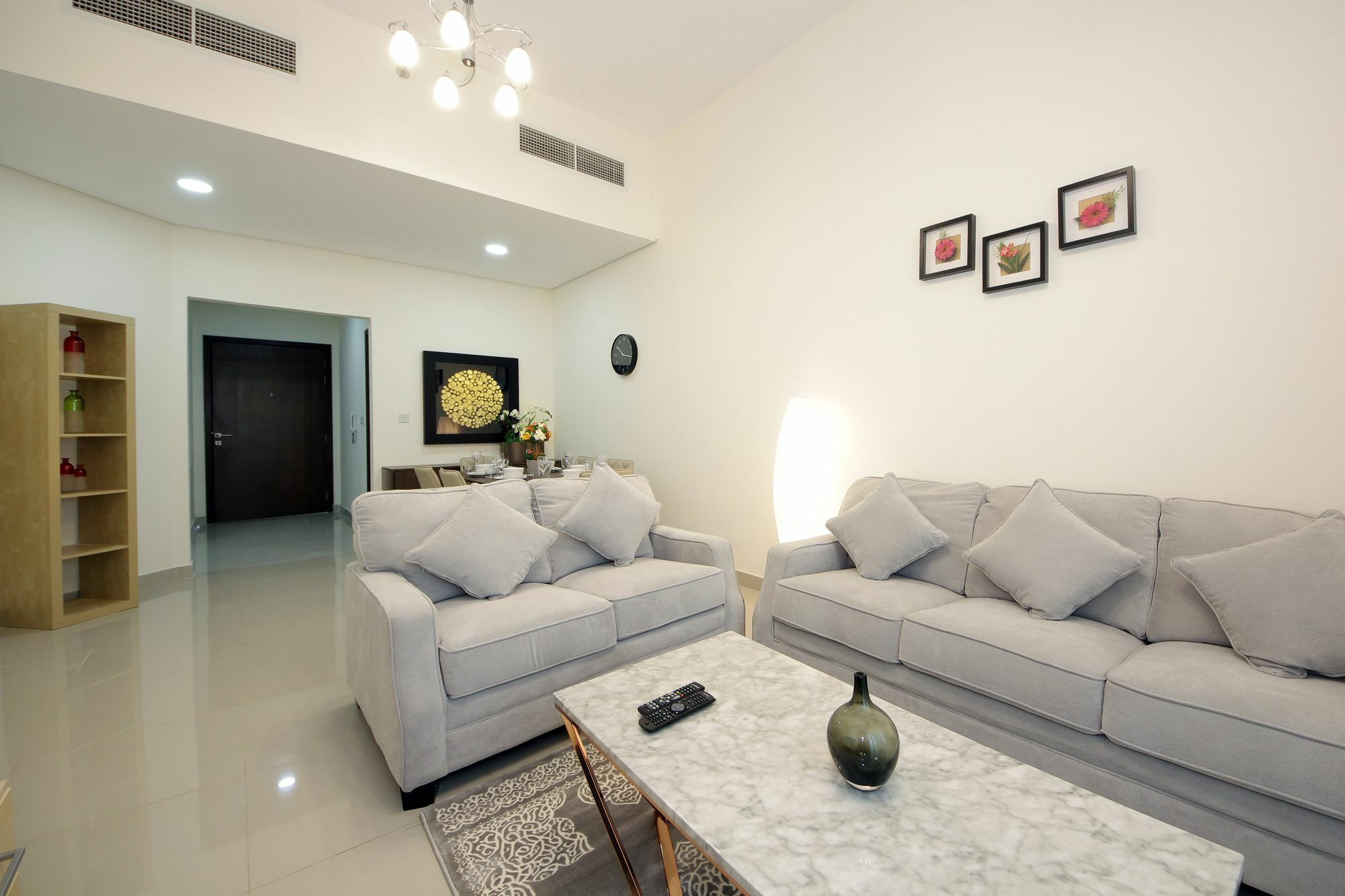 Spacious 2 Bedroom In Al Telal 11, Al Barsha 1 Dubai Luaran gambar